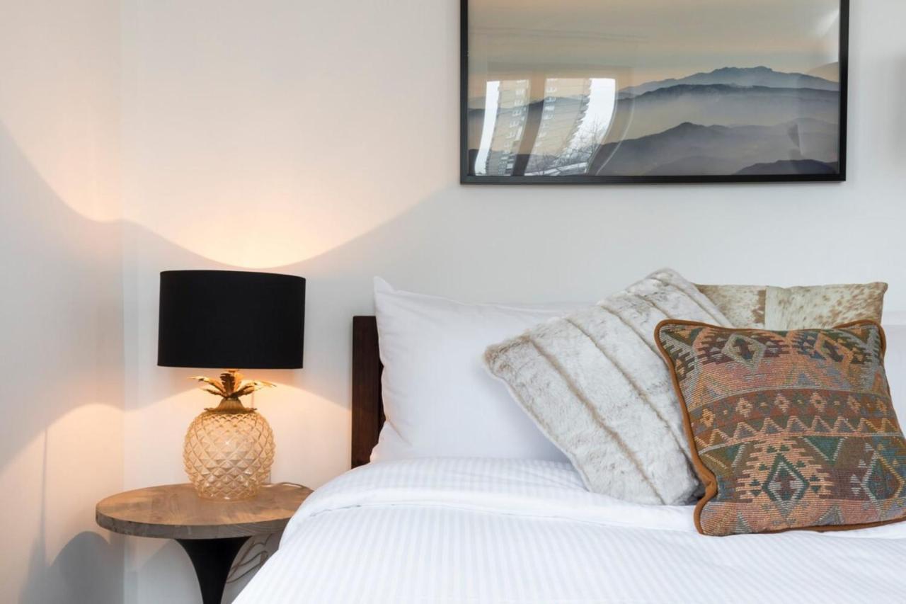 Appartement Modern & Designed 2 Bed Penthouse Apt Sleeps Five *